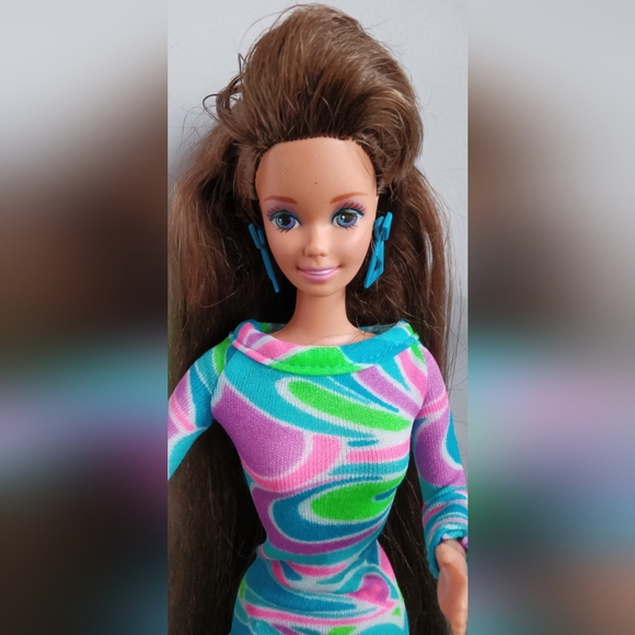 ʕ·ᴥ·ʔ Totally Hair Teresa Barbie Doll - Picture 1 of 2
